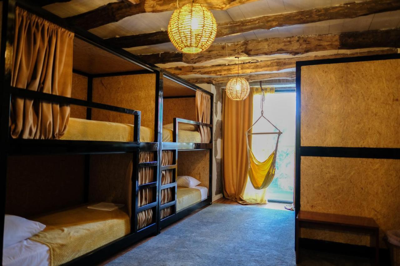 Loving Strangers Hostel Мадалена Екстериор снимка