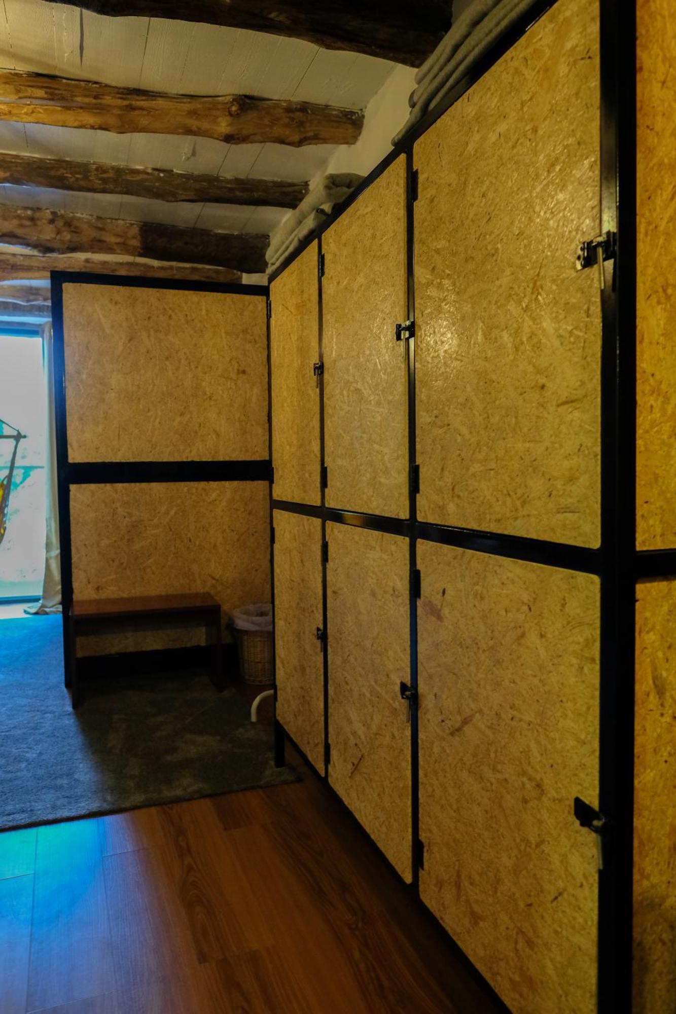 Loving Strangers Hostel Мадалена Екстериор снимка